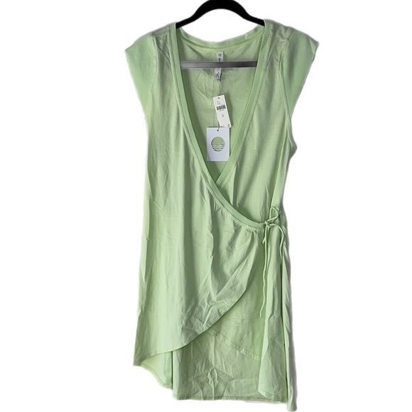 NWT Anthropologie Daily Practice Montauk V-Neck Mini Dress Wrap Lime M - Picture 2 of 13